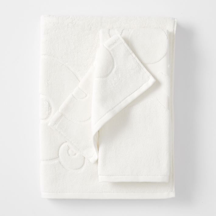 Hello Kitty&#174; Carved Towels