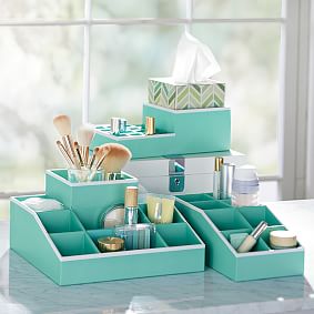 Jane Beauty Collection, 8 Compartment Organizer