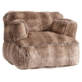 Wolf Faux-Fur Eco-Lounger