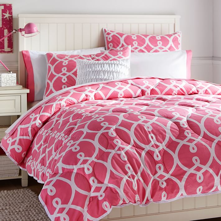 Totally Trellis Comforter, Twin/Twin XL, Bright Pink