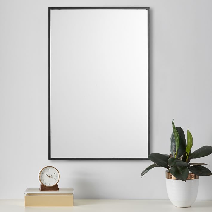 Rectangular Metal Framed Mirror (20&quot;x30&quot;)