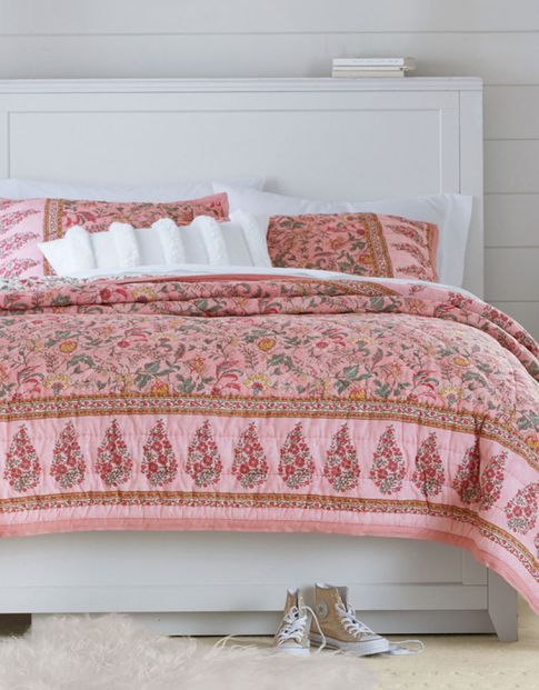 Bedding: Up to 60% Off