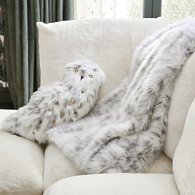 Harry Potter&#8482; Hedwig&#8482; Sparkle Faux Fur Throw