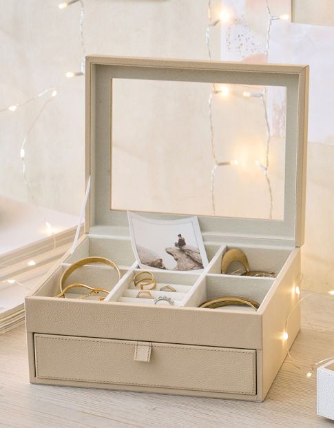 Jewellery &amp; Beauty Storage