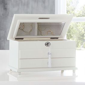 Chloe Jewelry Box