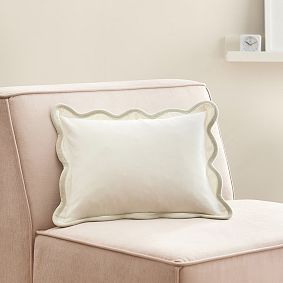 Velvet Wiggly Scallop Pillow Cover