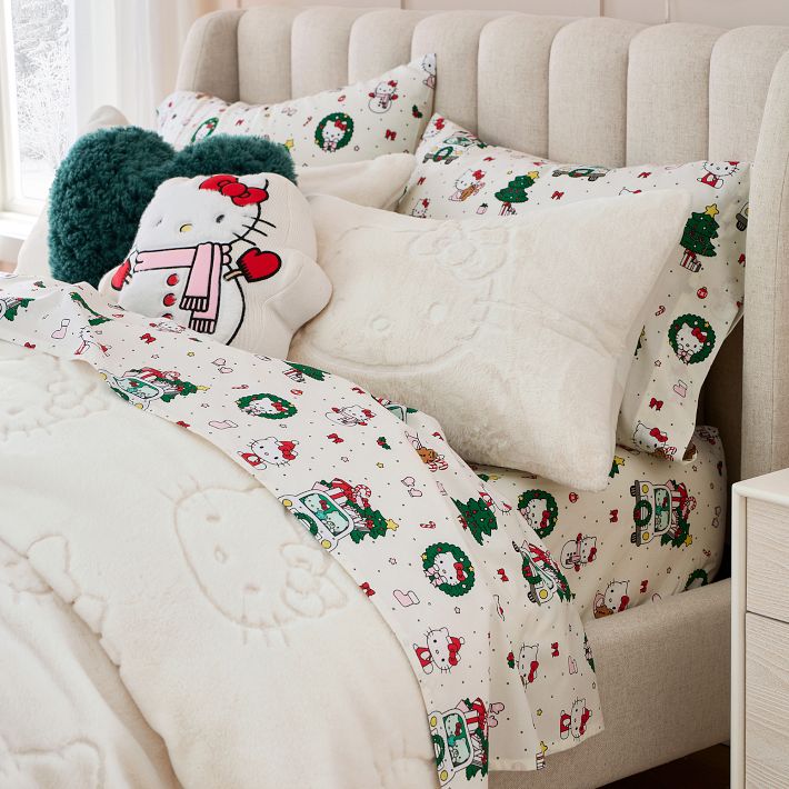 New Pottery Barn Teen Hello Kitty Full Flannel Christmas Sheet Set Sold selling Out!