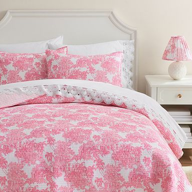 Lilly Pulitzer Toile Quilt | Pottery Barn Teen