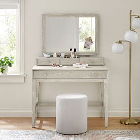 Amelia Classic Vanity Desk (39&quot;)