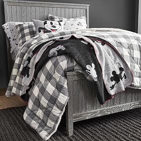 Disney Mickey Mouse Jaquard Throw