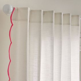 Monique Lhuillier Delphine Light-Filtering Curtain