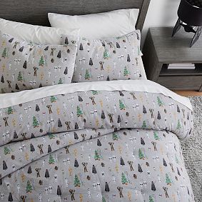 <em>Star Wars</em>&#8482; Christmas Comforter