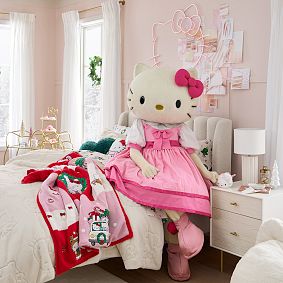 Hello Kitty&reg; Heirloom Sherpa-Back Throw