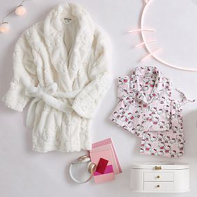 Hello Kitty&#174; Organic Flannel Pajama Set