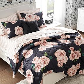 Emily &amp; Meritt Bed of Roses Comforter