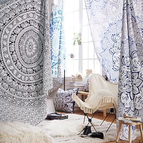 Printed Tapestry, Black/White