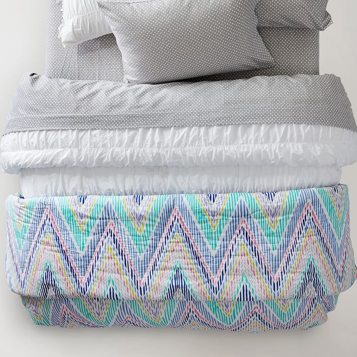 Zig Zag Comforter