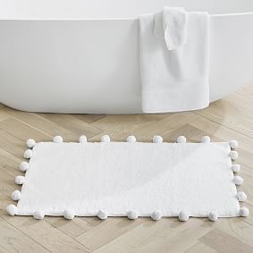 Classic Pom-Pom Bath Mat