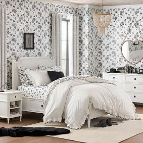 Emily &amp; Meritt Ruffle Duvet Cover