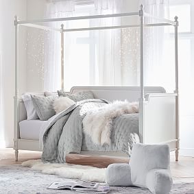 Colette Canopy Daybed