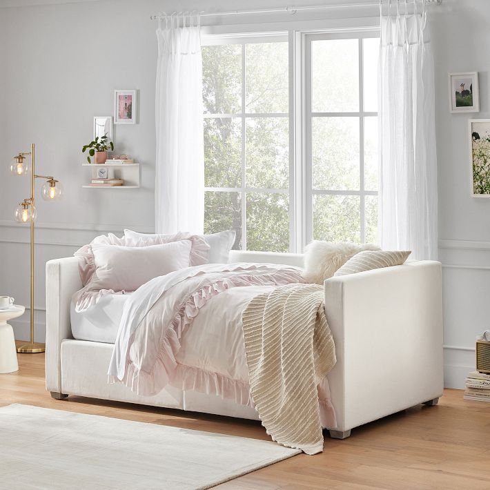 Jamie Upholstered Storage Daybed Pottery Barn Teen