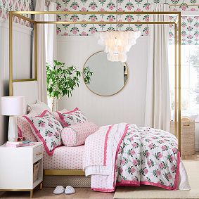 Blaire Canopy Bed