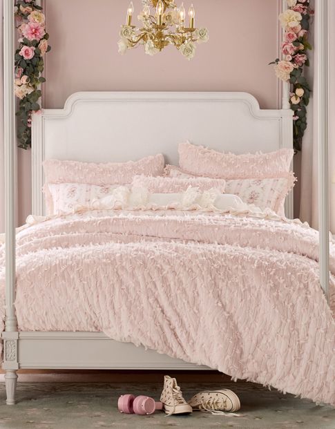 Bedding Up to 60% Off