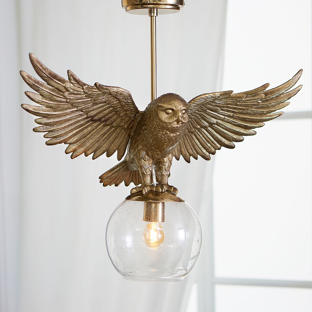 Harry Potter&#8482; Hedwig&#8482; Pendant (24&quot;)