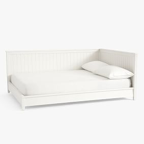 Beadboard Platform Corner Bed, Double, Simply White