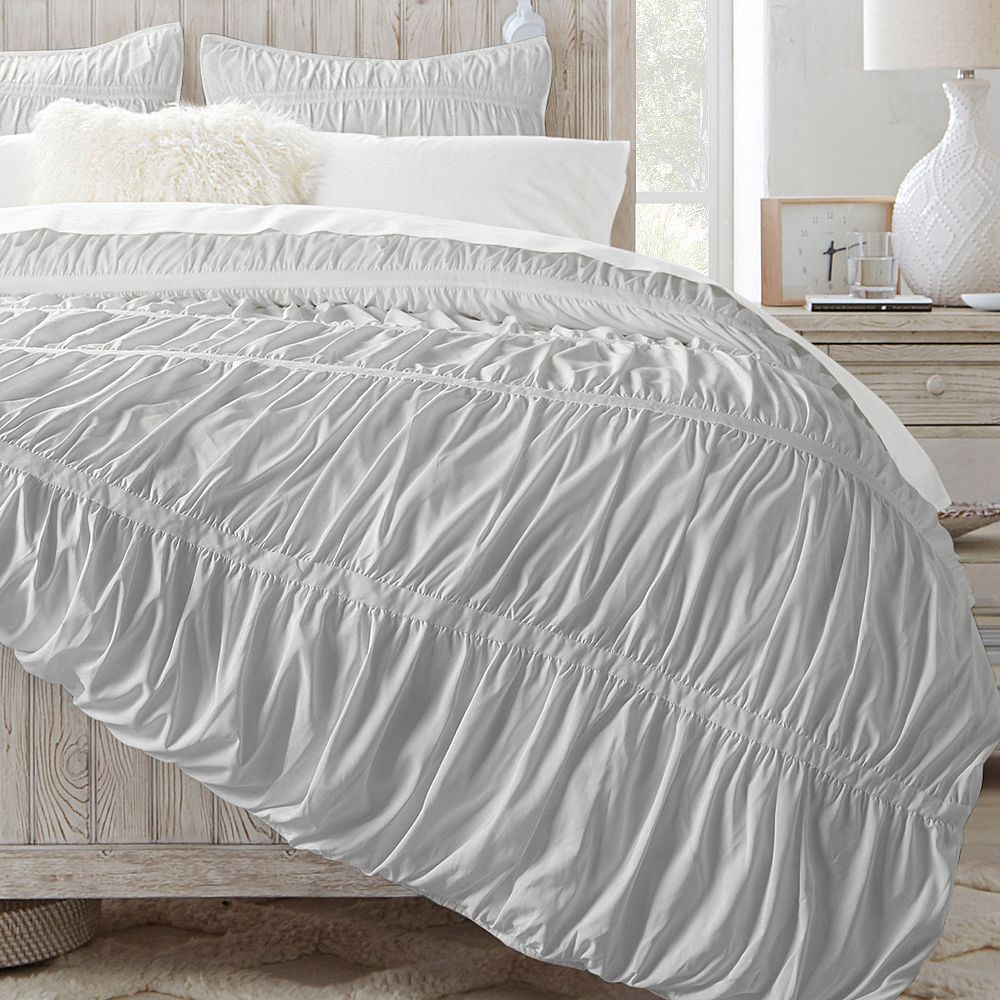 Pucker Up Comforter