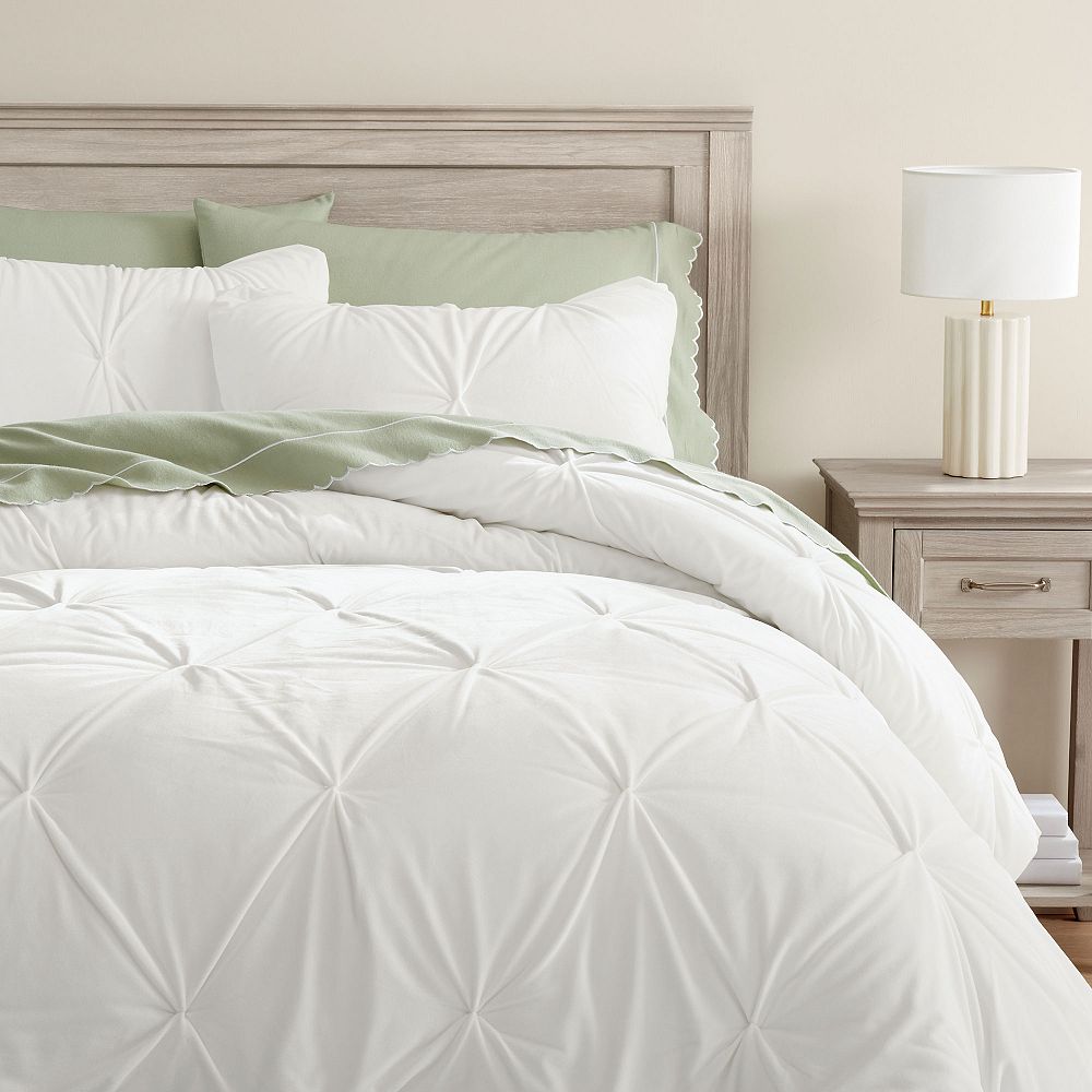 Cozy Pintuck Comforter