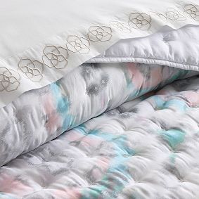 Kendra Scott Gem Mosiac Quilt Bedding Set