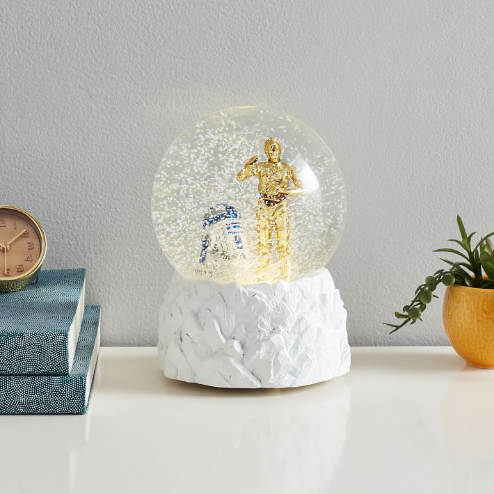 <em>Star Wars</em>&#8482; R2-D2&#8482; C-3PO&#8482; Snow Globe