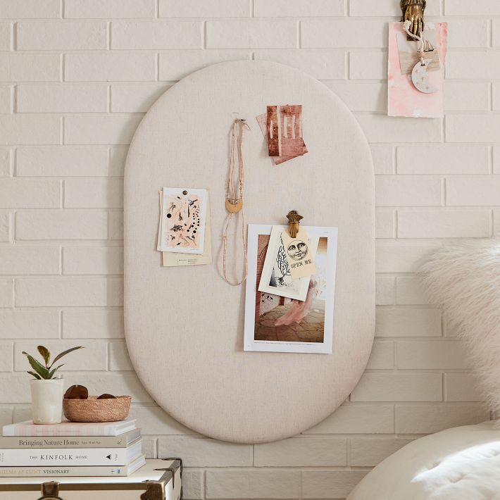 No Nails Oval Pinboard (36&quot;x24&quot;)