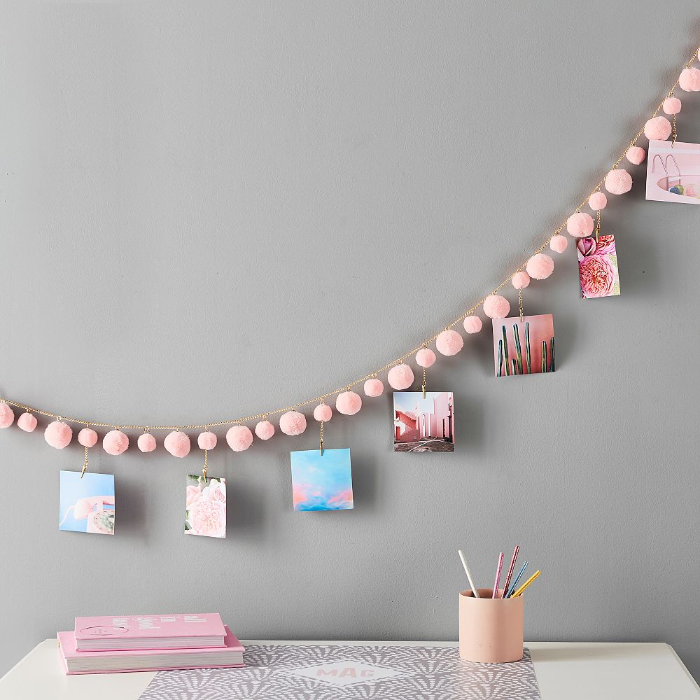 Pom Pom Photo Garland