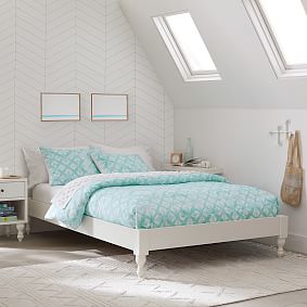 Indira Geo Comforter
