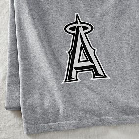 <i>MLB&#8482;</i> Team Patch Throw