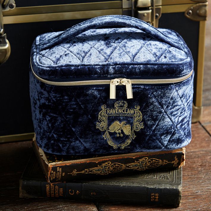 Harry Potter&#8482; Ravenclaw&#8482; Velvet Train Case