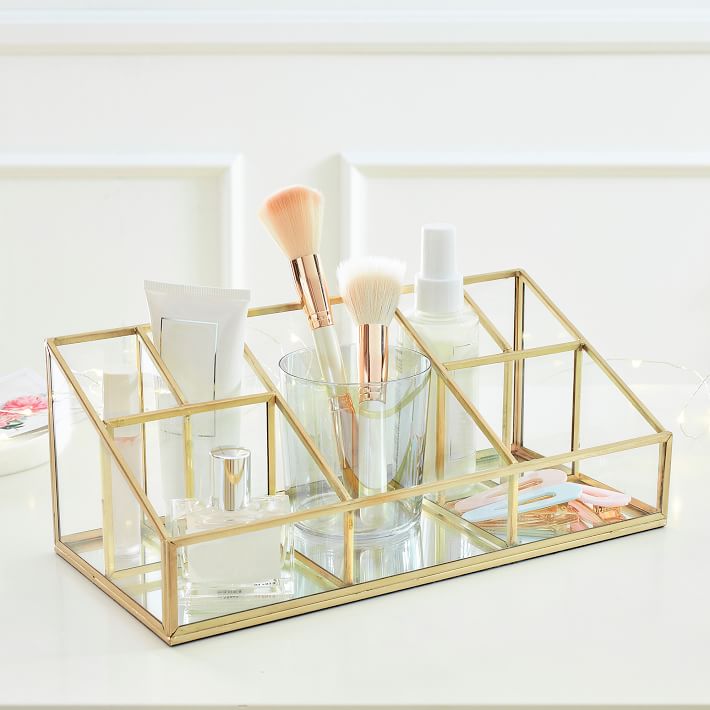 Skyline Beauty Organizer