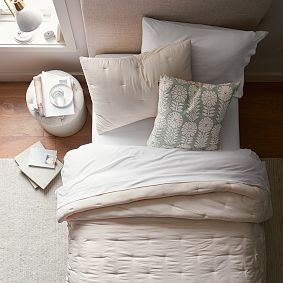 Hiri Floral Reversible Pillow Cover