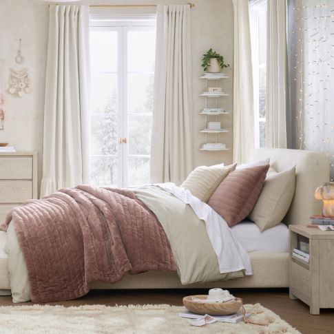 Stylish Scandinavian Bedroom