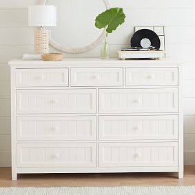 Beadboard 9-Drawer Grand Dresser (64w x 19d&quot;)