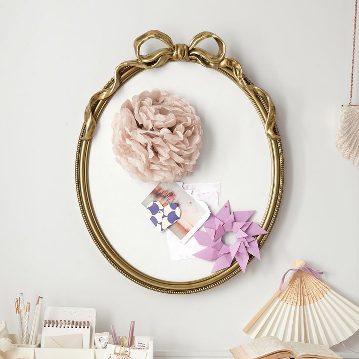 LoveShackFancy No Nails Pinboard (19&quot;x24&quot;)