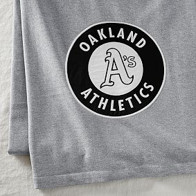 <i>MLB&#8482;</i> Team Patch Throw