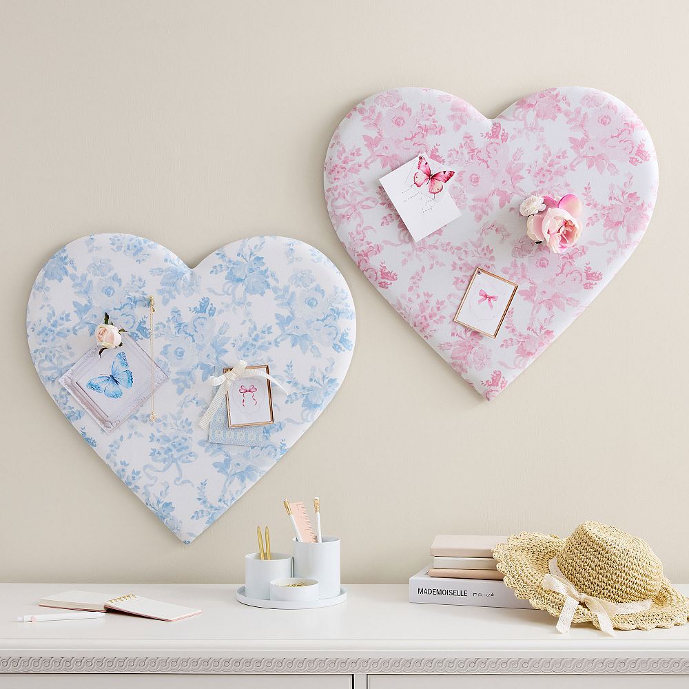 LoveShackFancy No Nails Damask Heart Pinboard (24&quot;)