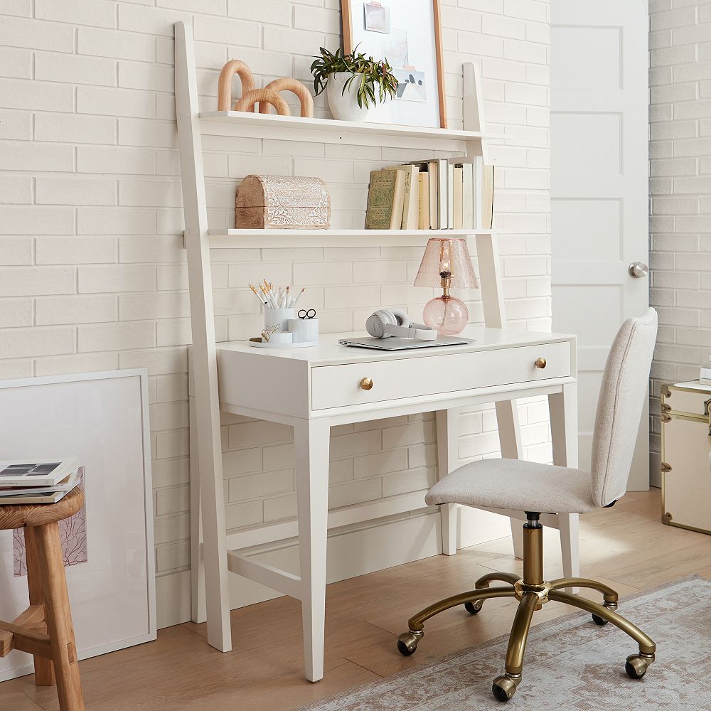 Leaning Storage Wall Shelf (45&quot;x65&quot;)