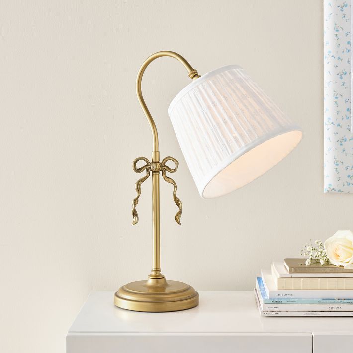 LoveShackFancy Eyelet Bow Task Lamp (20&quot;)