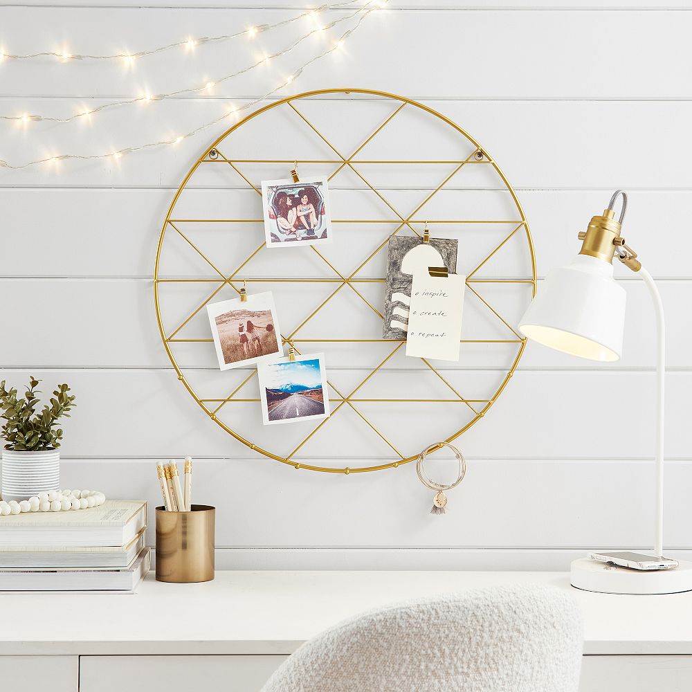 Round Metal Photo Grid