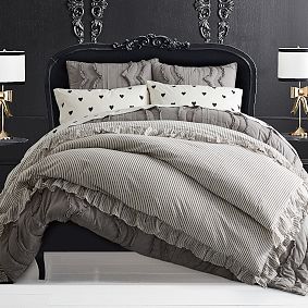 Open Box:  Emily &amp; Meritt Scallop Ruffle Quilt & Sham