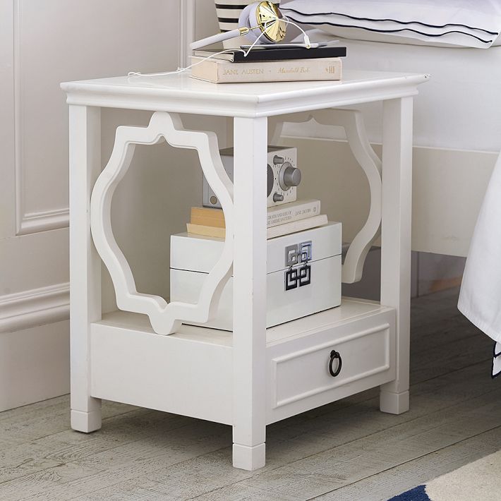 Evie Nightstand (20.5&quot;)
